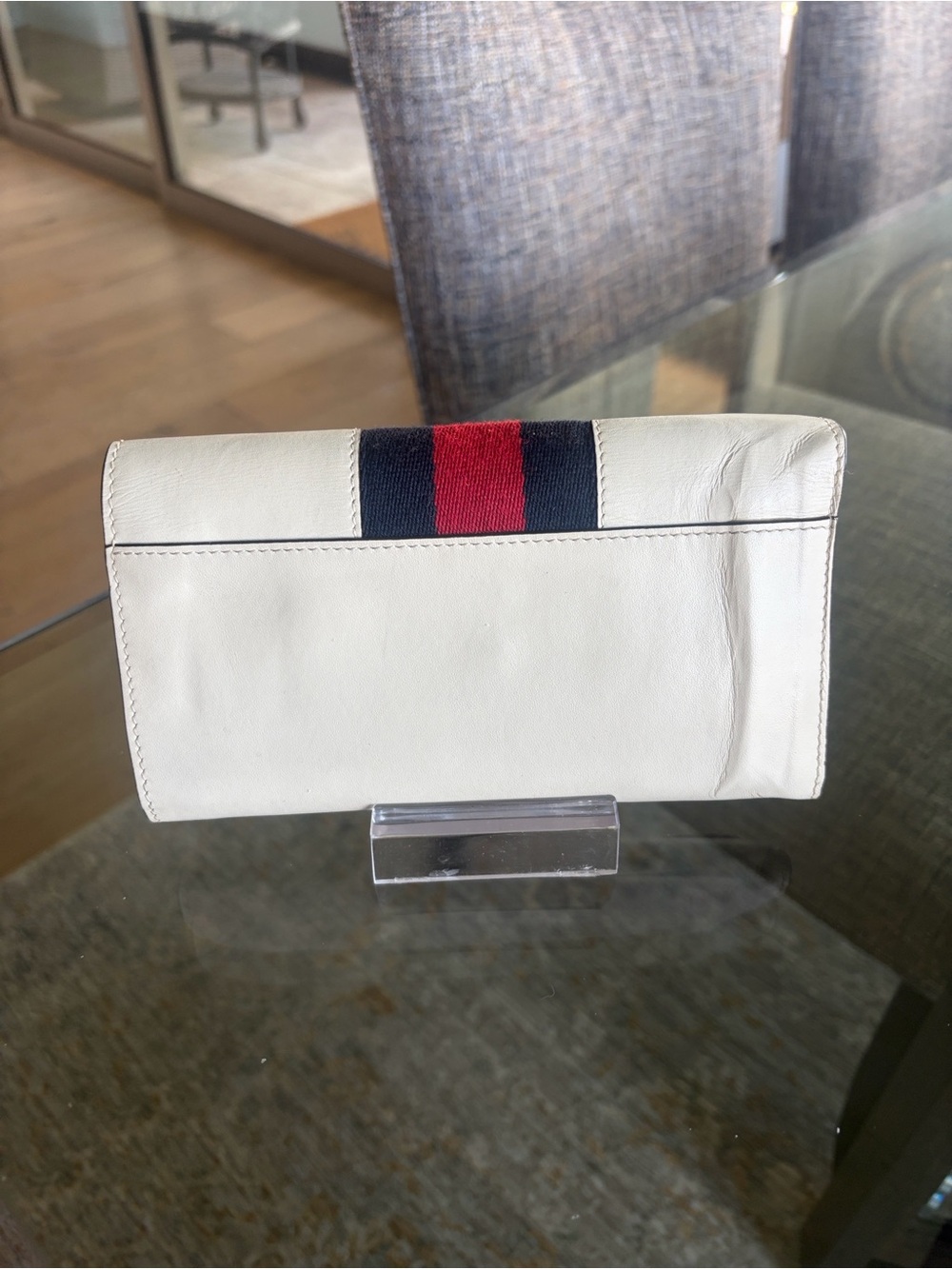 Gucci White Crossbody with Red & Navy Web Stripe - Picture 13 of 13